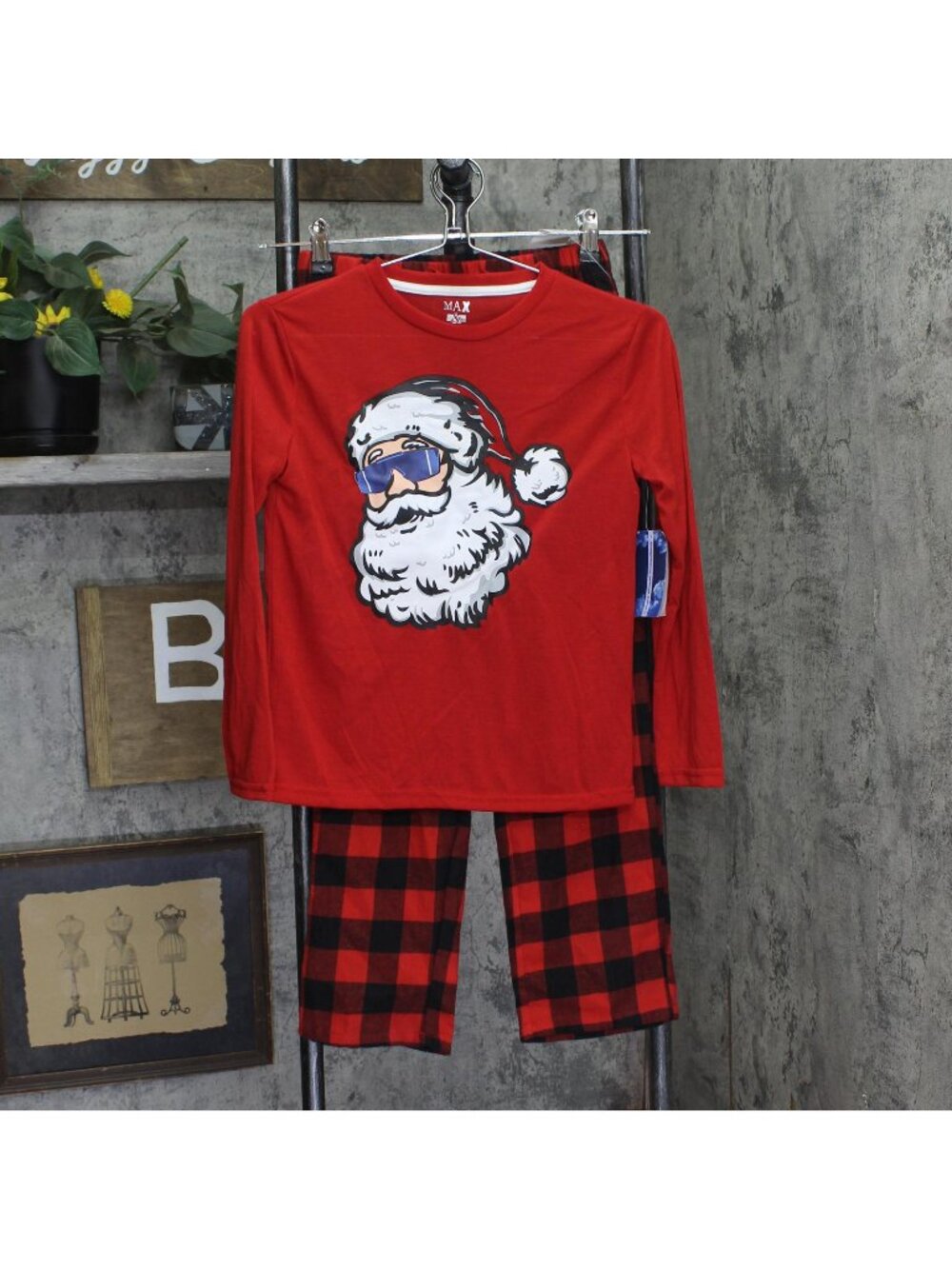 NWT Max & Olivia Boys Santa Claus 2-Piece Christmas Pajama Set Red / Black M
